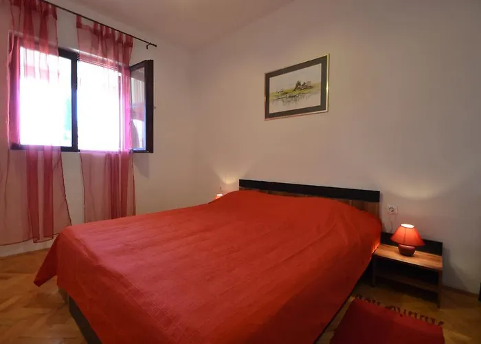 Apartments Kresan
